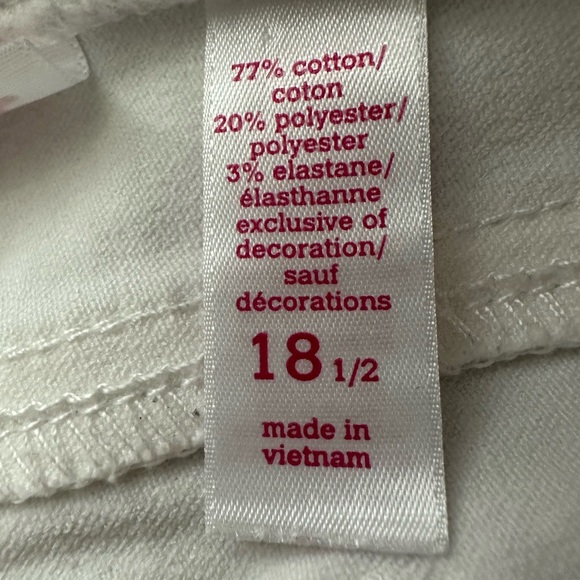 Justice White Shorts 18 1/2 PLUS - size Childrens Clothing: 18 - Picture 2 of 2